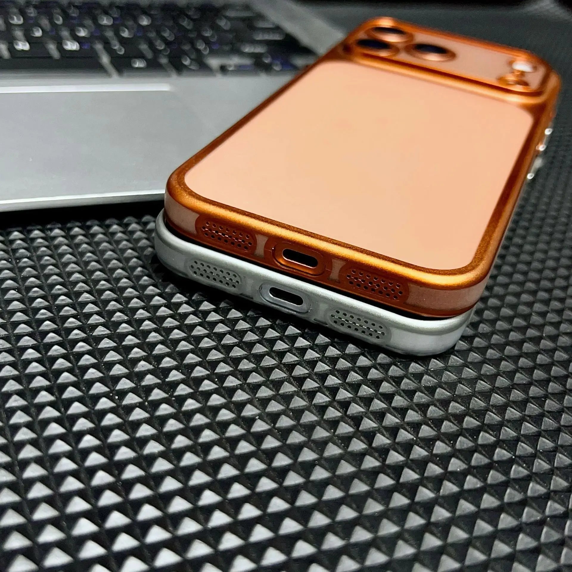 Luxury Matte Transparent Phone Case for iPhone 17 Pro Air 17 16 15 14 13 Pro Max Ultra-thin Soft Protection Metallic Color Cover