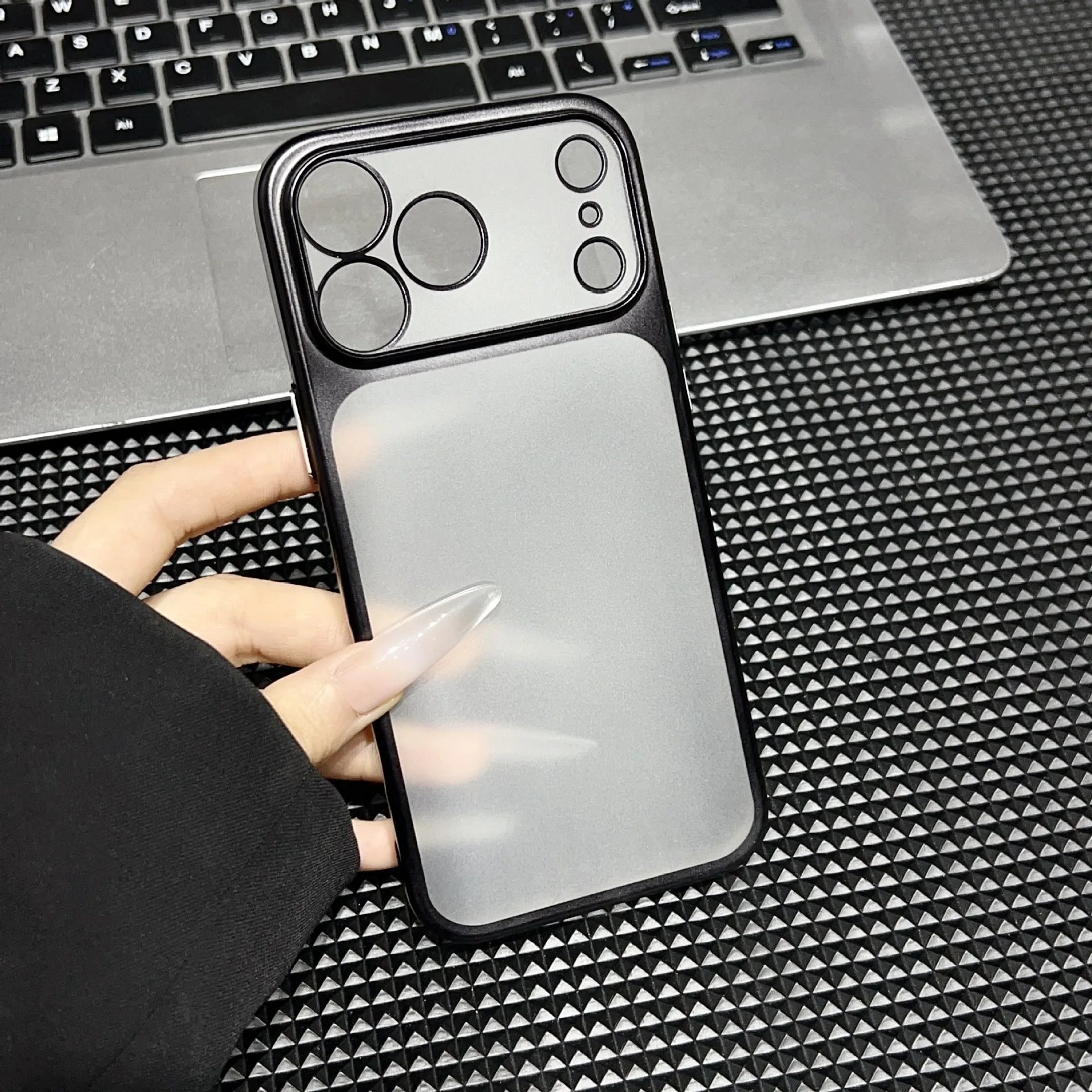 Luxury Matte Transparent Phone Case for iPhone 17 Pro Air 17 16 15 14 13 Pro Max Ultra-thin Soft Protection Metallic Color Cover